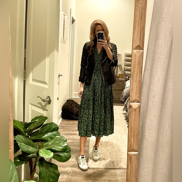 Meet your Posher, Ashley - Picture 1 of 1